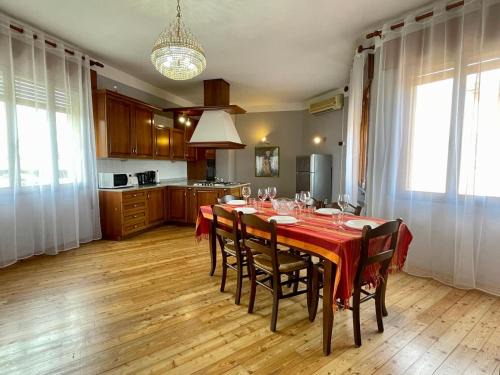 Giavera del Montello Apartment | Casa tra storia e prosecco
