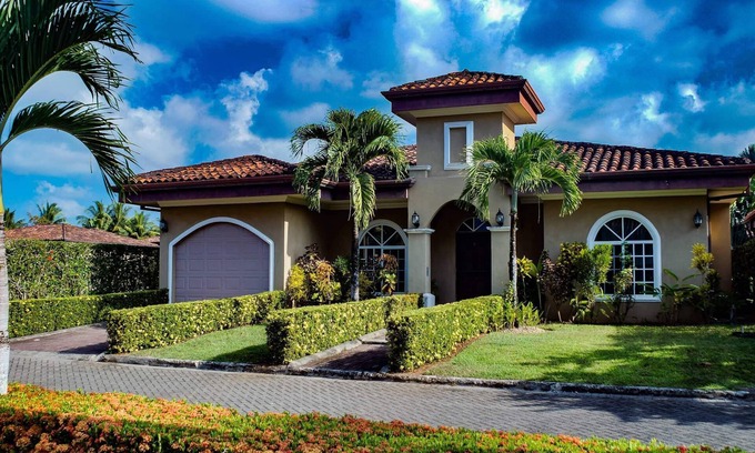 Bejuco House | Casa Tranquilidad Perfecta with Private Pool
