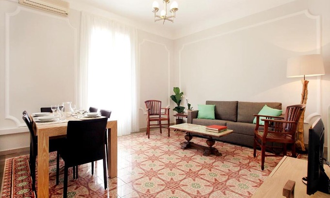 Dreta de l'Eixample Apartment | Casa Valeta