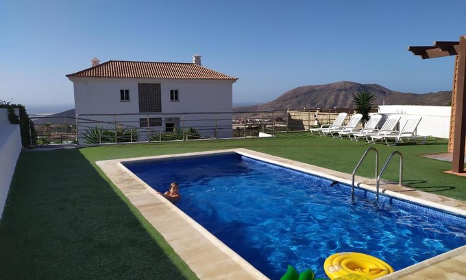 Buzanada Villa | Casa Zoe