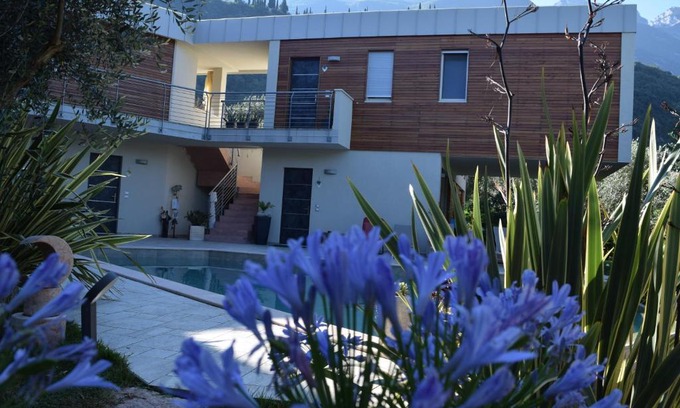 Malcesine House | "CASABANA" - relax tutto l'anno - giardino - piscina Top
