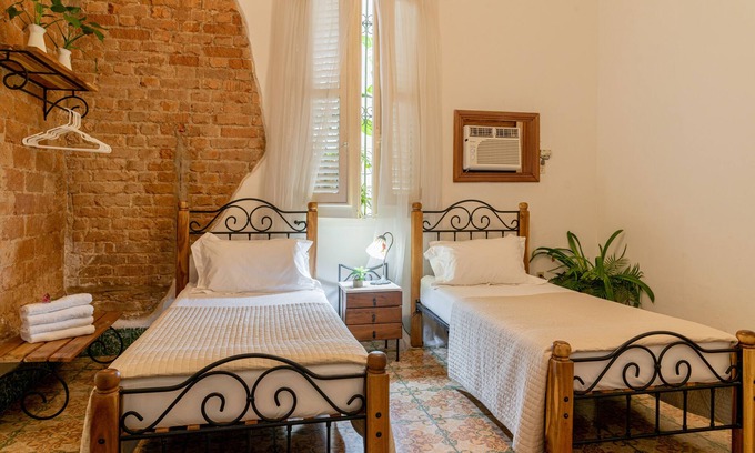 El Vedado House | CasaCaribbeanBlue 1927