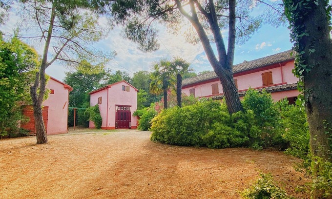 Corinaldo House | Casal Camillo, relaxation between nature and the sea.