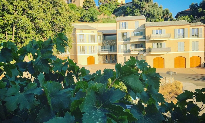 Patrimonio Apartment | Casale a Figa Bianca - Luxury T4 1st Floor Apartment - Patrimonio
