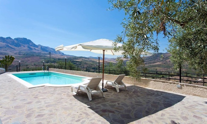Casteldaccia Villa | Casale of Olives, the ancient residence of tufa stone with views and swimming pool
