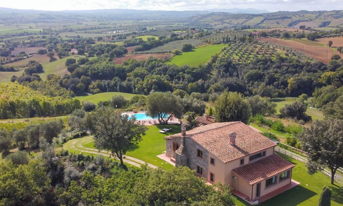 Campagnatico Villa | Casale Ombrone 11, Emma Villas
