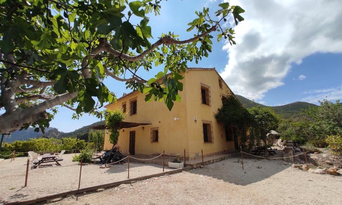 Huerta de Arriba House | Casas Amarillas. Finca el Campillo