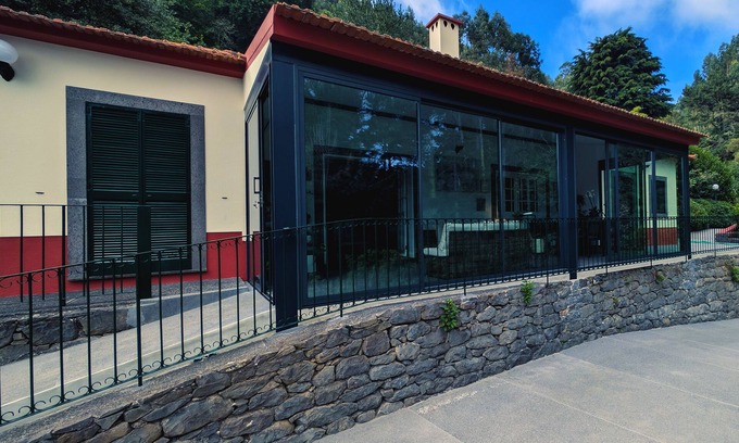 Camacha House | Casas de Pedra - The Magnolia - Enjoy the amazing rural atmosphere.