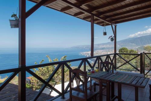 Icod el Alto House | CASAS EN FINCA ECOLÓGICA LA ESPIRAL, NATURALEZA, CALMA Y VISTAS al MAR,