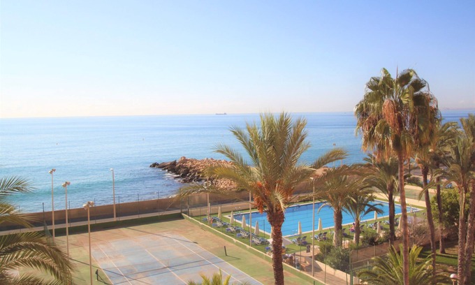 L'Albufereta Apartment | CasaTuris Apartment in Albufereta Rocafel Building 19