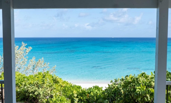 Sugar Loaf Settlement Cottage | Casaurina of San Salvador