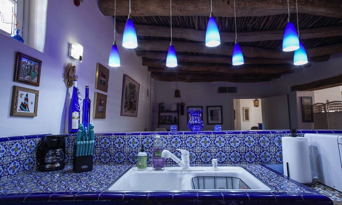 Mesilla House | Casita Azul, Mesilla Plaza Only Steps Away