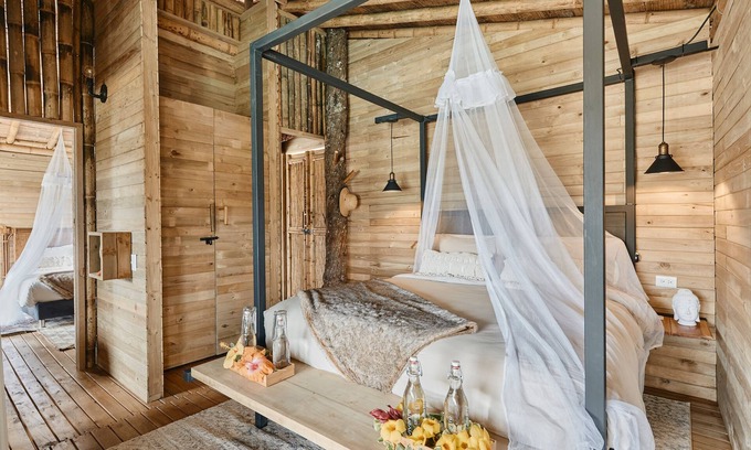 El Penol House | Casita del Arbol Villa