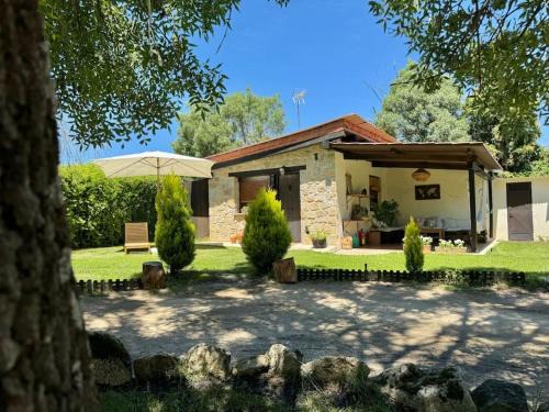 El Berrueco House | Casita Rural de Campo con Jardín Privado