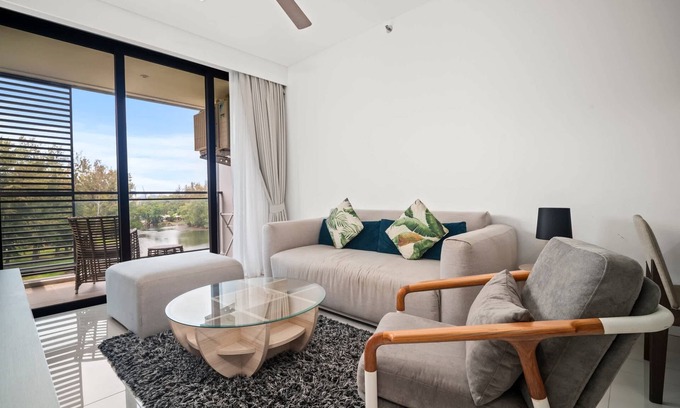 Bang Tao Condo | Cassia Residences 2BR D Lake side