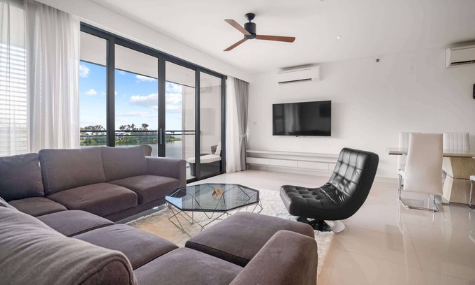 Bang Tao Condo | Cassia Residences 3BR B Lake side