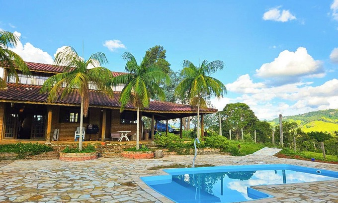 Joanopolis House | Castelinho Joanópolis: incredible view of the dam, swimming pool and adventure for the family
