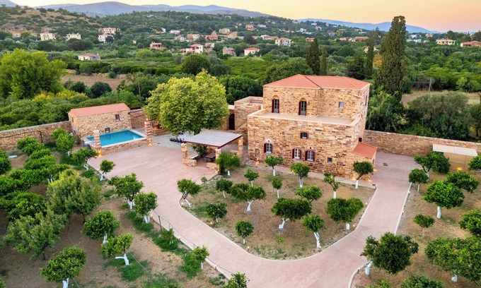 Kambos Apartment | Castelli Tower historical
