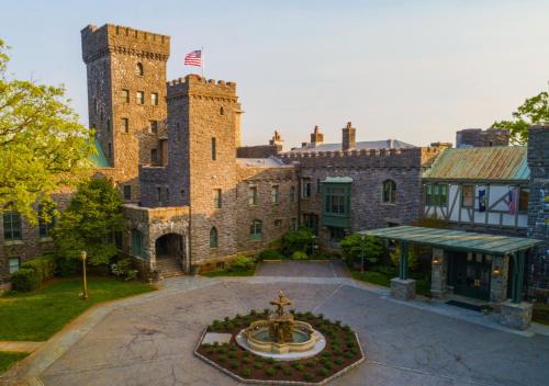 Tarrytown Hotel | Castle Hotel & Spa - Luxury Hotel near NYC