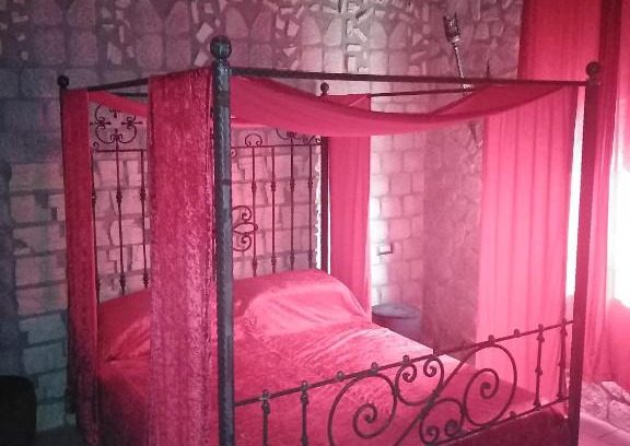 Cremona Apartment | Castle House