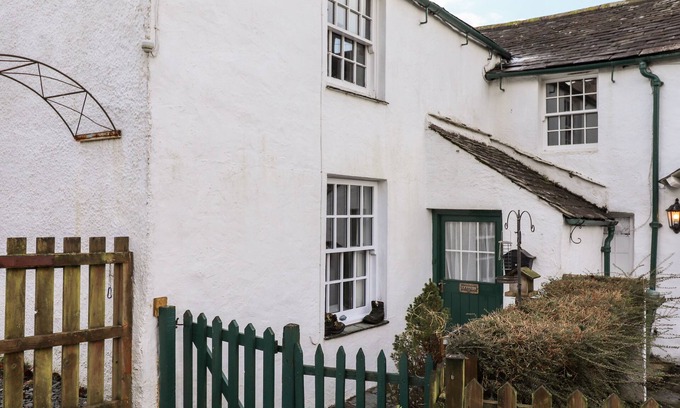 Borrowdale Cottage | CASTLE LODGE, pet friendly, luxury holiday cottage in Keswick