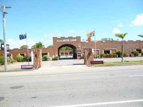 Bowen Hotel | Castle Motor Lodge