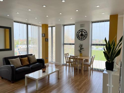Bedford Apartment | Castle Quarter - Free Parking - Fast Fibre