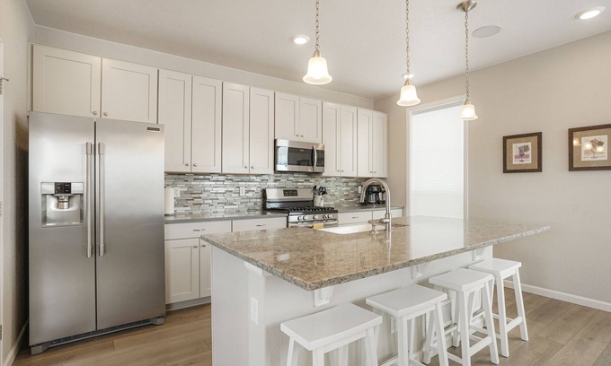 Castle Rock House | Castle Rock King/Queen with View