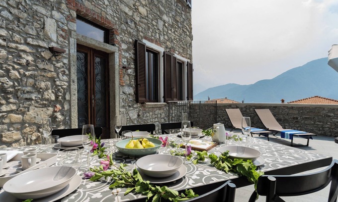 Azzano Villa | Castravalva Villa - Three Bedroom Villa, Sleeps 8