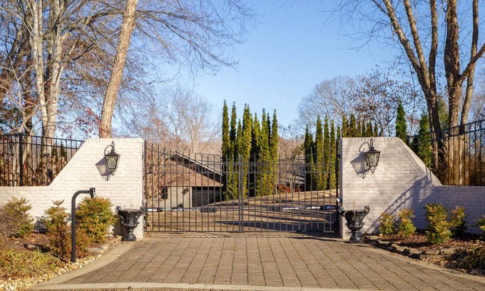 Muscle Shoals House | Catania's Lake House