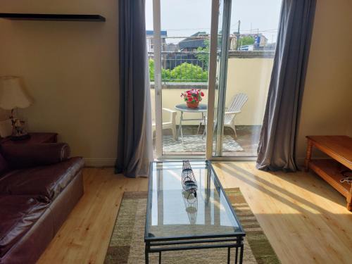 Ennis Apartment | Cathedral Court