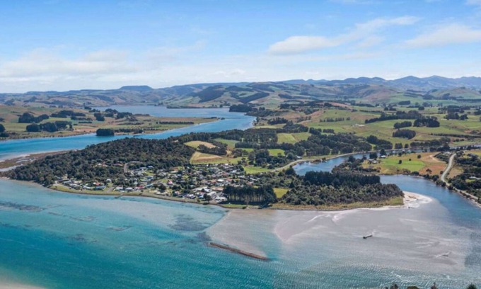 Surat Bay House | Catlins coastal, Pounawea Paradise