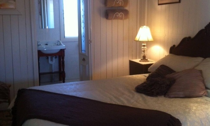 Saltia Bed & Breakfast | Catninga Station Flinders Ranges