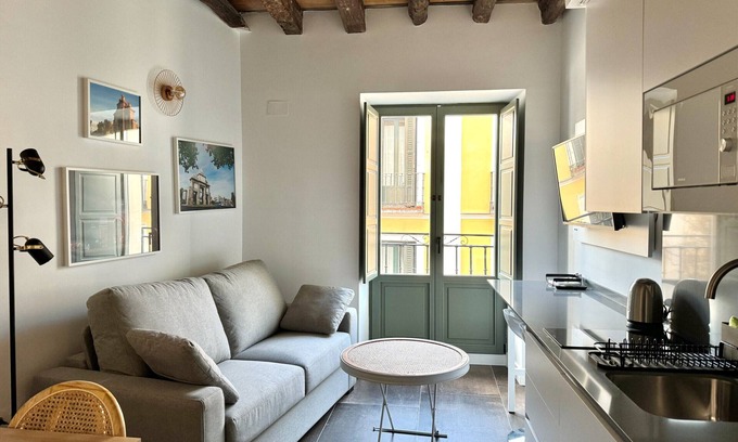 Centro Apartment | CavaBajaSuites 302 PUERTA DE TOLEDO