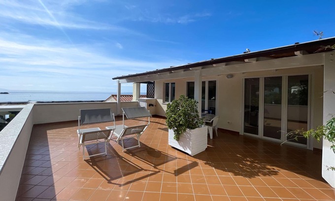Cavoli Apartment | Cavoli beach, a few steps from the wonderful sea!