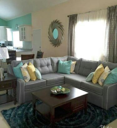 Kingston House | Caymanas Estate beautiful three bedroom house