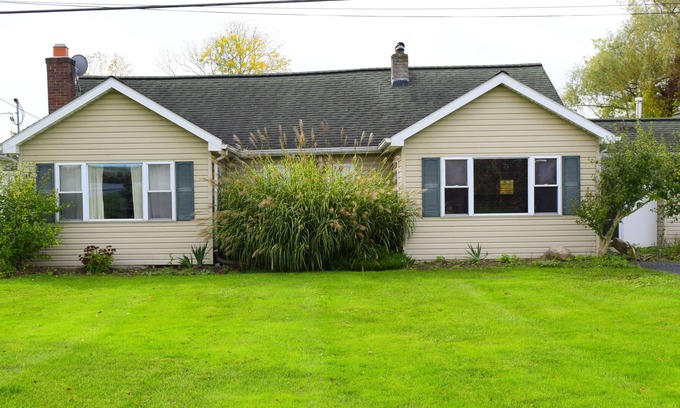Cayuga House | Cayuga Dacha...Lakefront retreat in the beautiful Finger Lakes