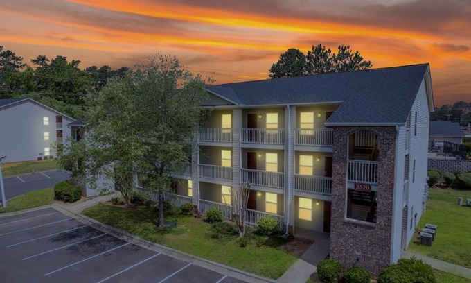 Westover Apartment | CB 3516-301 Modern Fayetteville Charm