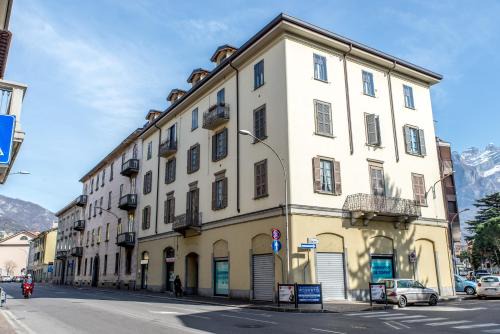 Lecco Apartment | Cece' Dependance