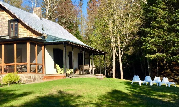 Val Morin House | Cedar Creek House - Petit Train du Nord