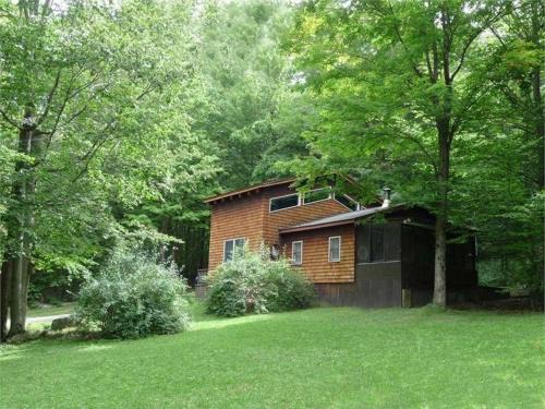 Penfield House | Cedarwood Lodge
