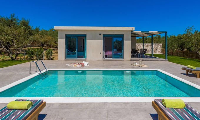 Fiolitis Villa | Celosia - 3 Bedroom Villa with Private Pool and Garden view