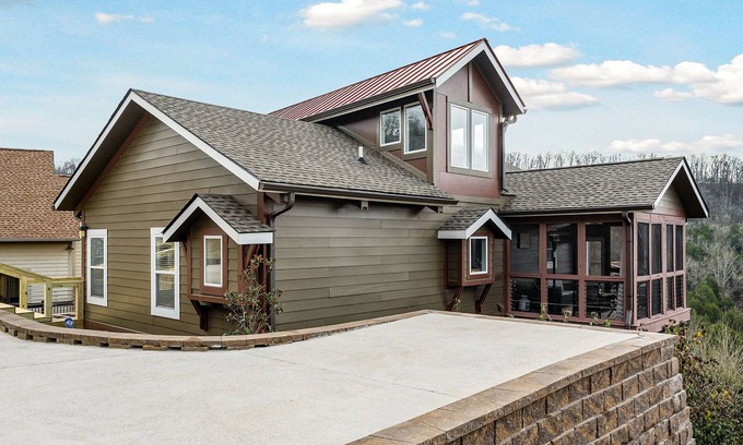 Smithville Ski Chalet | Center Hill Wakehouse