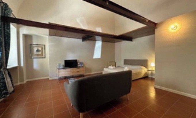 Vercelli Apartment | Center one by Cinelli Apartment