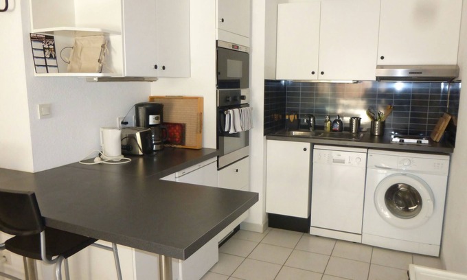 Nimes City Centre Apartment | centr'halles heart of Nîmes