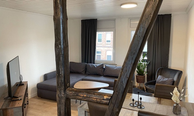 Hildesheim District Apartment | ☆ Central 75sqm | Kitchen | King size bed | Netflix