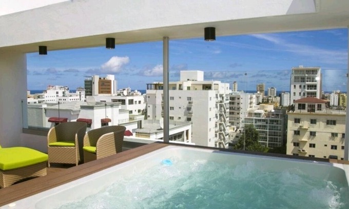 Bella Vista Apartment | Central Apt W/Balcony -5 minute to Blue Mall/supermarket
