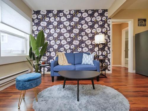 Poets Corner Apartment | Central Berkeley Garden Oasis