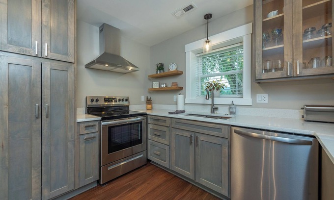 Mars Hill Cottage | Central between Burnsville & Asheville, creek front w/ firepit and 2 porches!