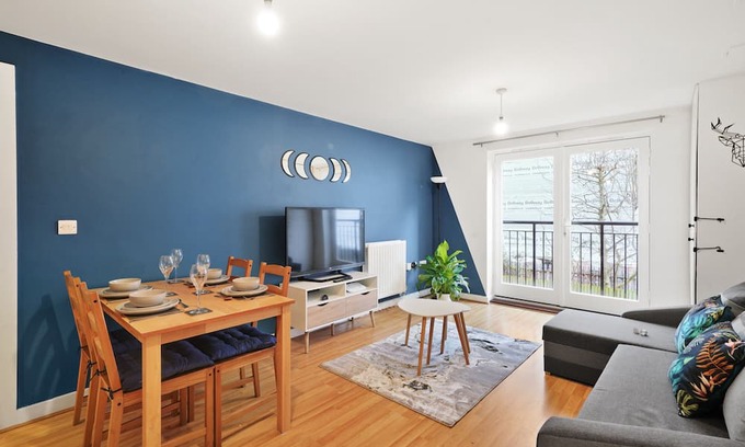 Bishop's Stortford Apartment | Central Bishops Stortford 2BR Apartment